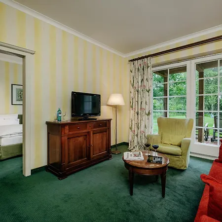 Romantik Hof Zur Linde 4* Munster (North Rhine-Westphalia)