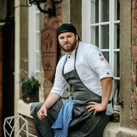 Romantik Hof Zur Linde Hotel 4*