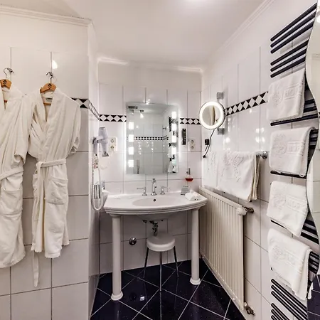 Romantik Hotel Hof Zur Linde Hotel