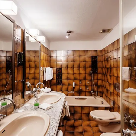 Romantik Hotel Hof Zur Linde Hotel Munster (North Rhine-Westphalia)
