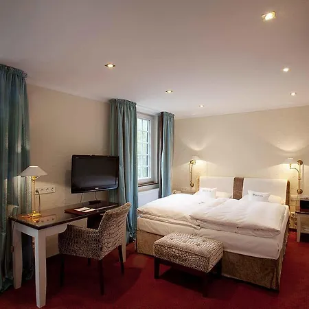 Hotel Romantik Hotel Hof Zur Linde 4*