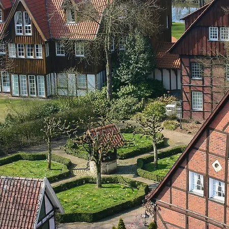 Romantik Hotel Hof Zur Linde 4*