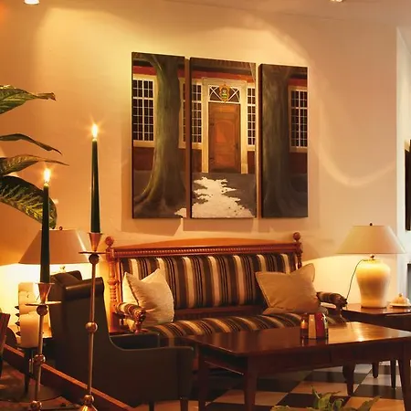 Hotell Romantik Hof Zur Linde 4*