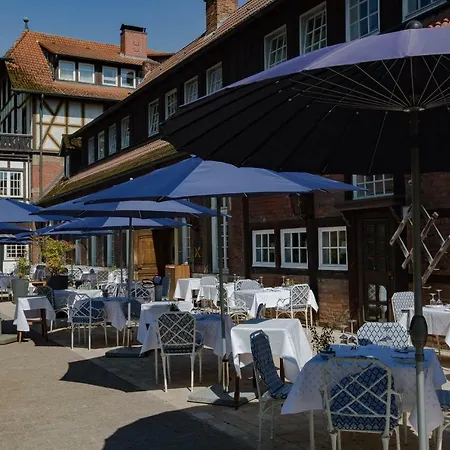 Romantik Hotel Hof Zur Linde 4*
