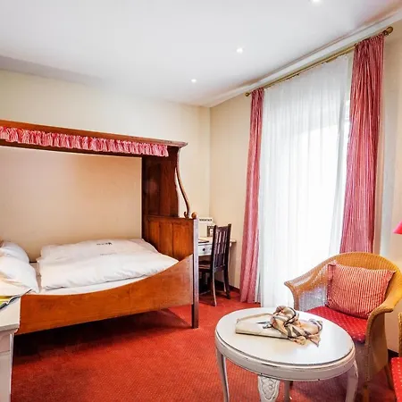 Hotel Romantik Hof Zur Linde Munster (North Rhine-Westphalia)