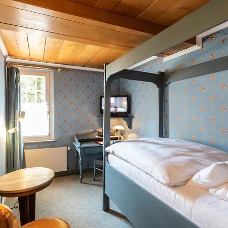 Hotel Romantik Hotel Hof Zur Linde 4*