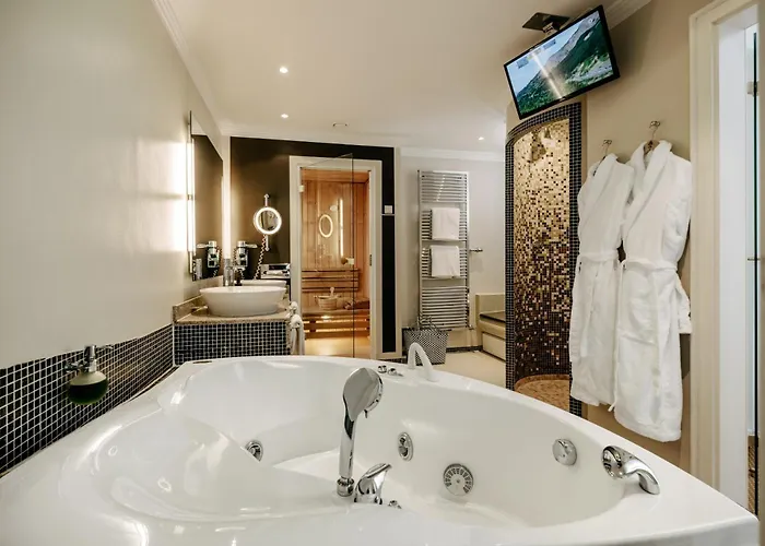 Romantik Hof Zur Linde 4* Munster (North Rhine-Westphalia)