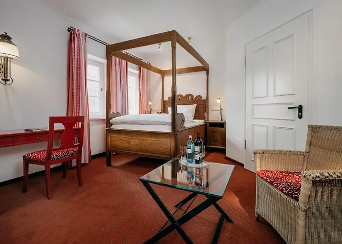 Hotel Romantik Hof Zur Linde Munster (North Rhine-Westphalia)