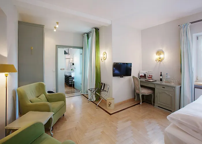 Romantik Hof Zur Linde Hotel Munster (North Rhine-Westphalia)